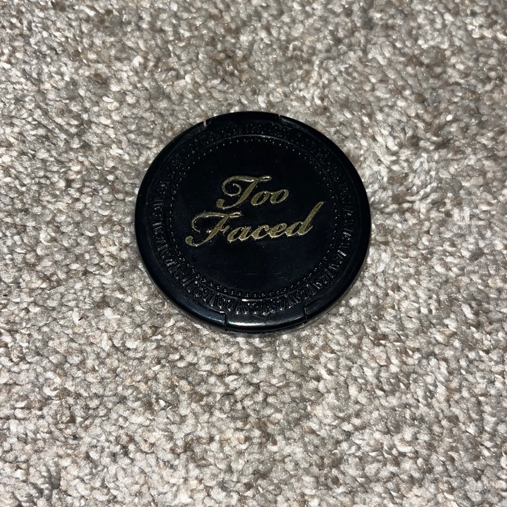 Too Faced mini bronzer (sun bunny)